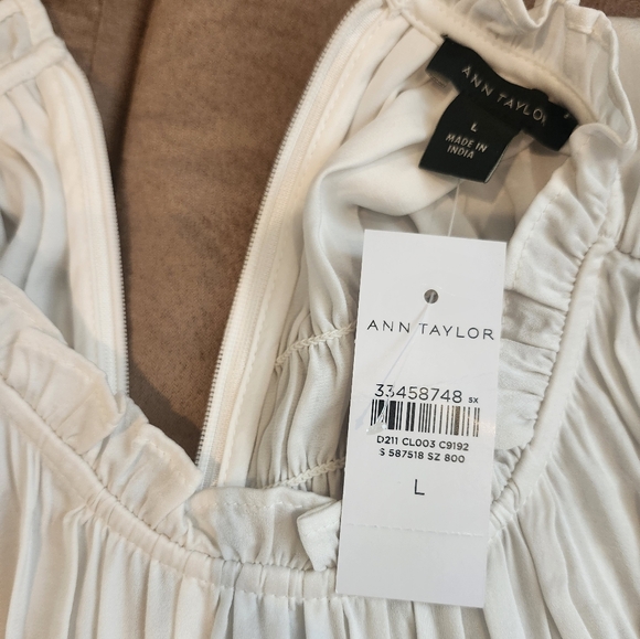 Ann Taylor, size large, Winter white - Picture 4 of 5